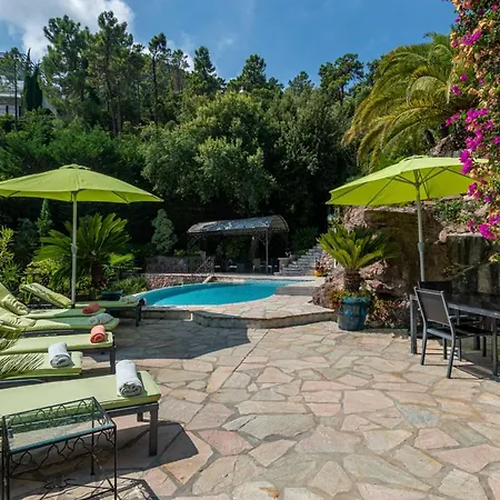 Theoule-sur-mer Sleeps 8 Pool Air Con Wifi